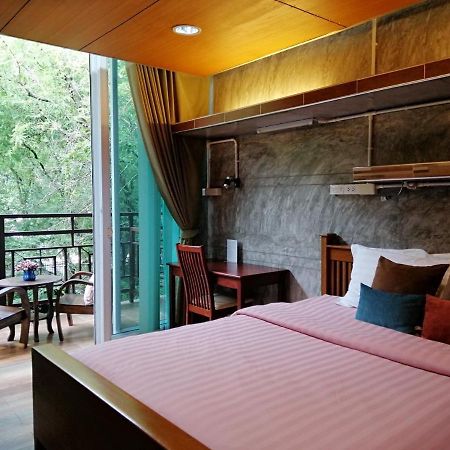 Loei Huen Hao Hug Home&Resort Екстер'єр фото