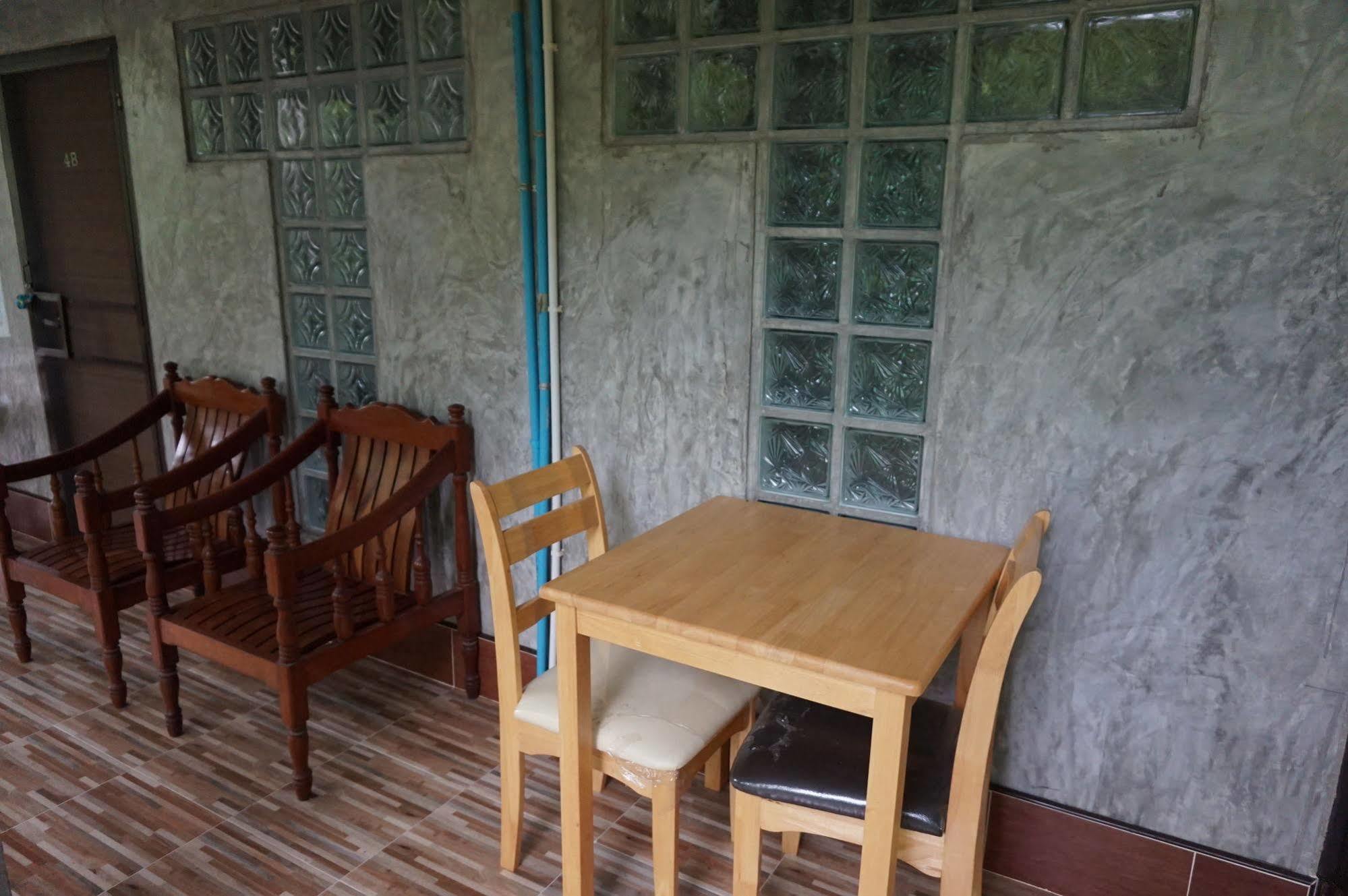 Loei Huen Hao Hug Home&Resort Екстер'єр фото