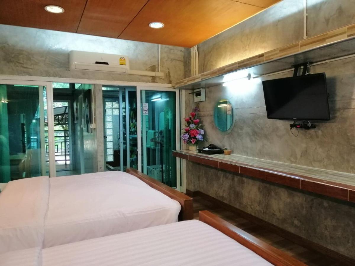 Loei Huen Hao Hug Home&Resort Екстер'єр фото