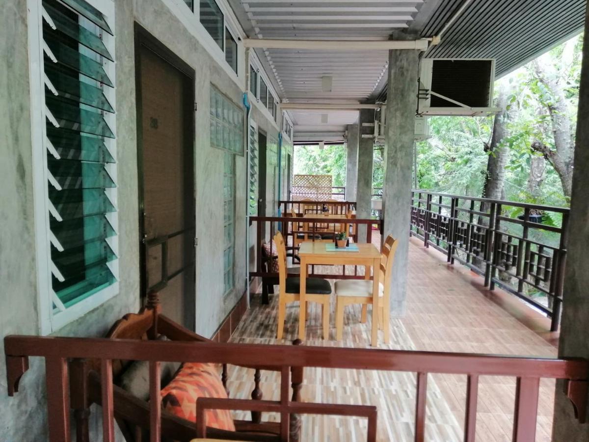 Loei Huen Hao Hug Home&Resort Екстер'єр фото